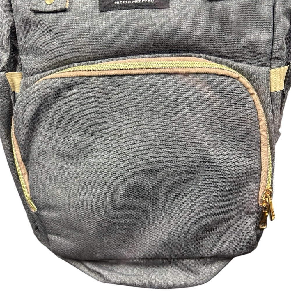 Living Traveling Share Baby Backpack Gray with Built in Bassinet/Crib - Picture 3 of 14